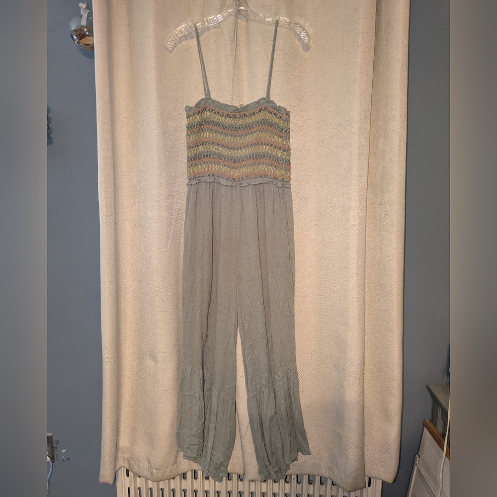 entro Sage Green Smocked Bodice Wide-Leg Jumpsuit